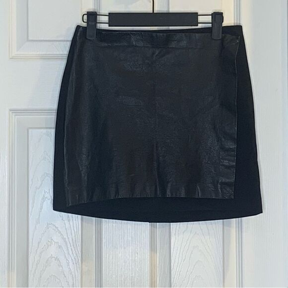 Theory Stila Leather Wrap Mini Skirt Size 2 - Picture 4 of 13